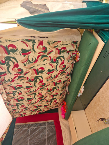 Trailer tent folding camper - trailer,